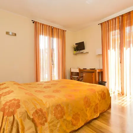 Hotel Oasi